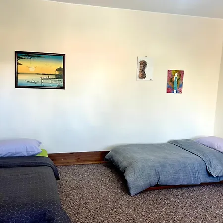 Hostel Delphi Tirana